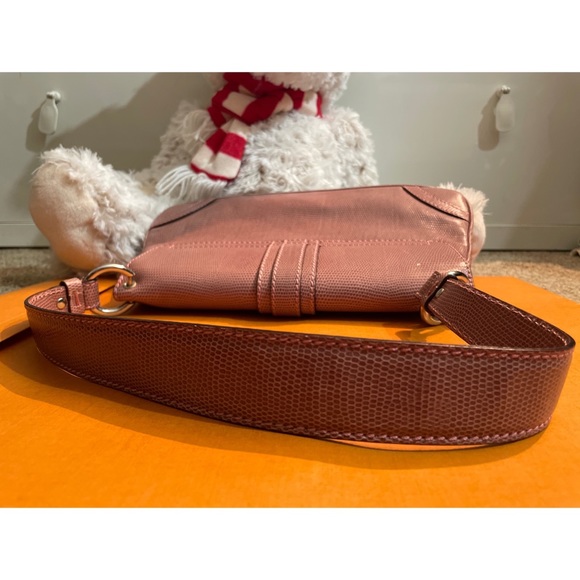 Burberry Flap Pink Shoulder Bag - Picture 6 of 16